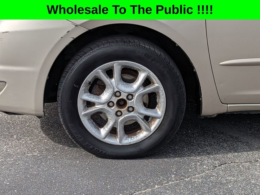 Used 2005 Toyota Sienna XLE image 9