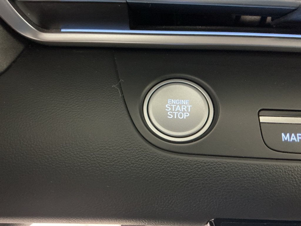 Used 2024 Hyundai Elantra SEL FWD image 18