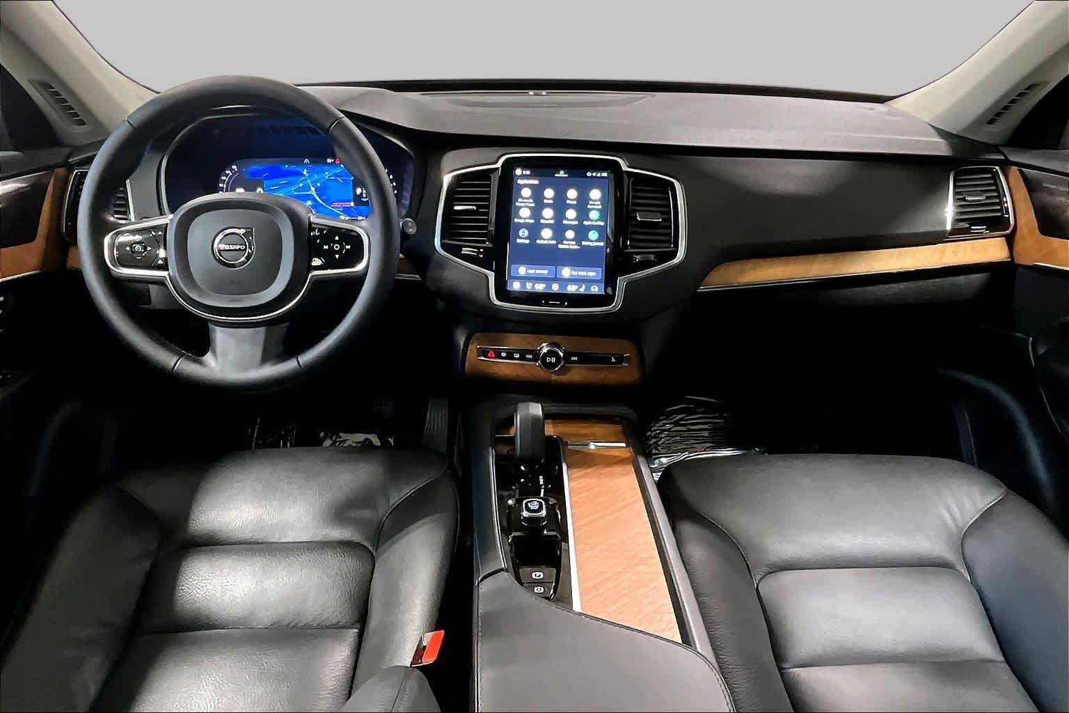 Certified 2024 Volvo XC90 B6 Plus w/ Protection Package Premier AWD/4WD image 15