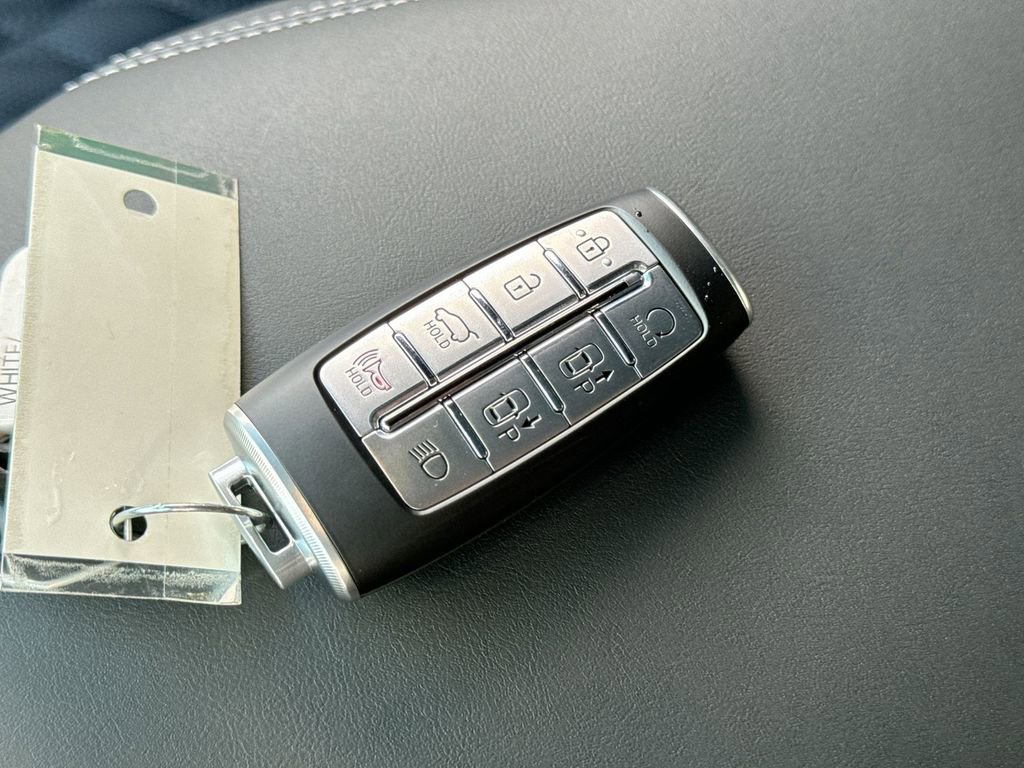 Used 2025 Genesis GV70 3.5T Sport w/ Sport Advanced Package image 38