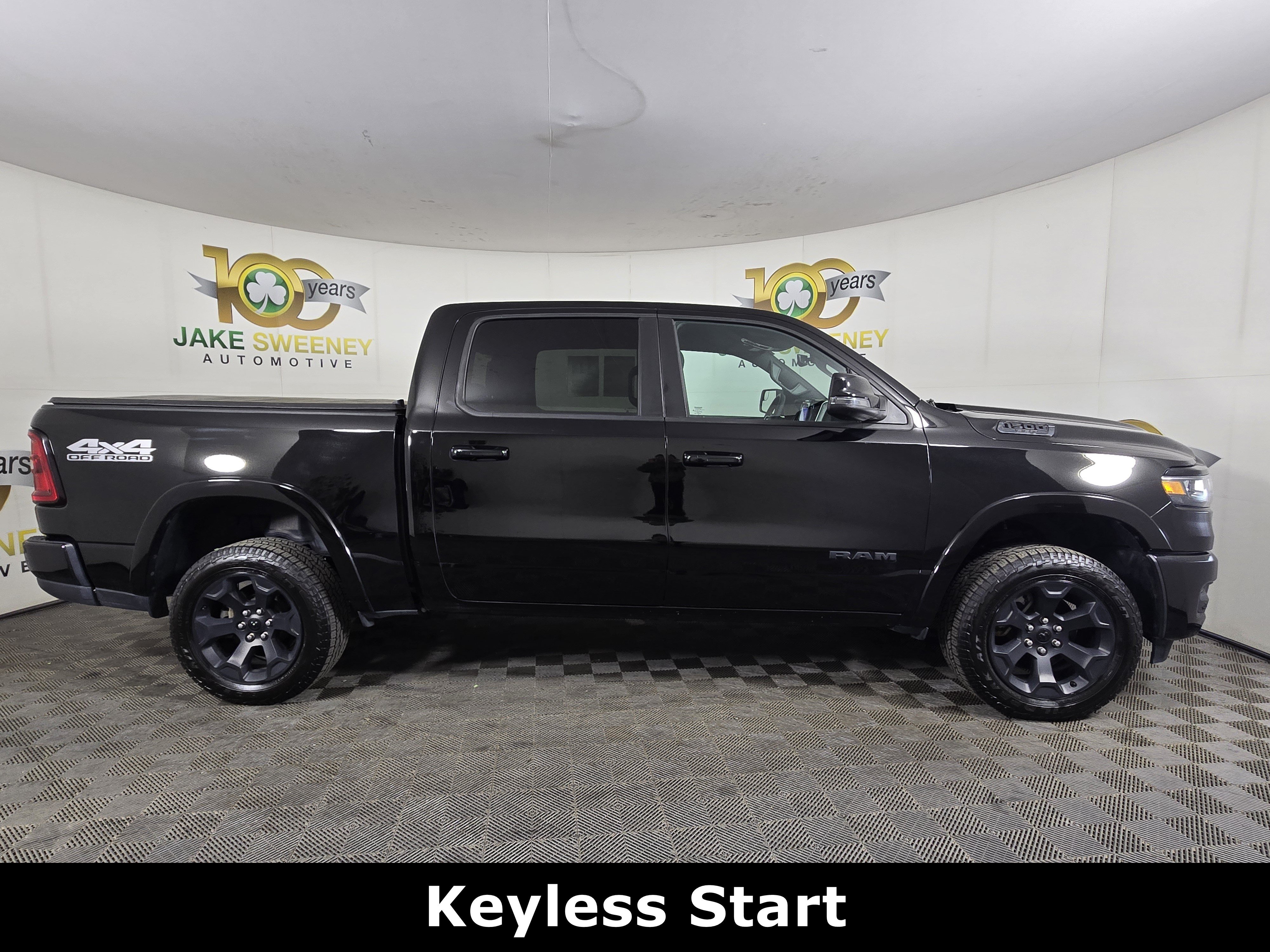 Certified 2025 RAM 1500 Big Horn AWD/4WD image 11