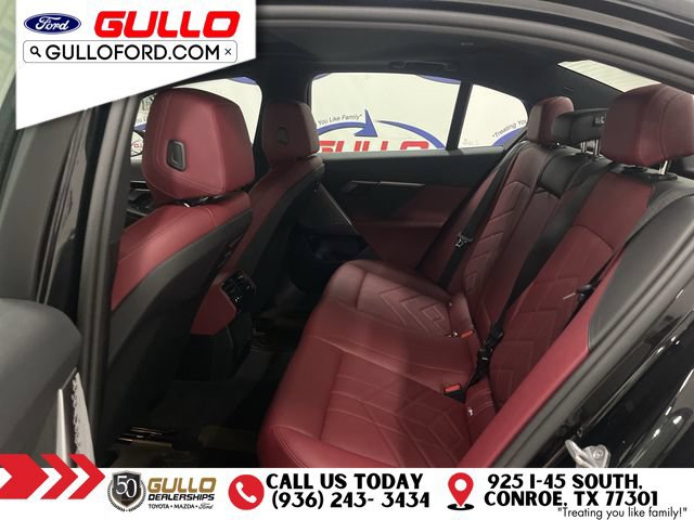 Used 2024 BMW 530i RWD image 14