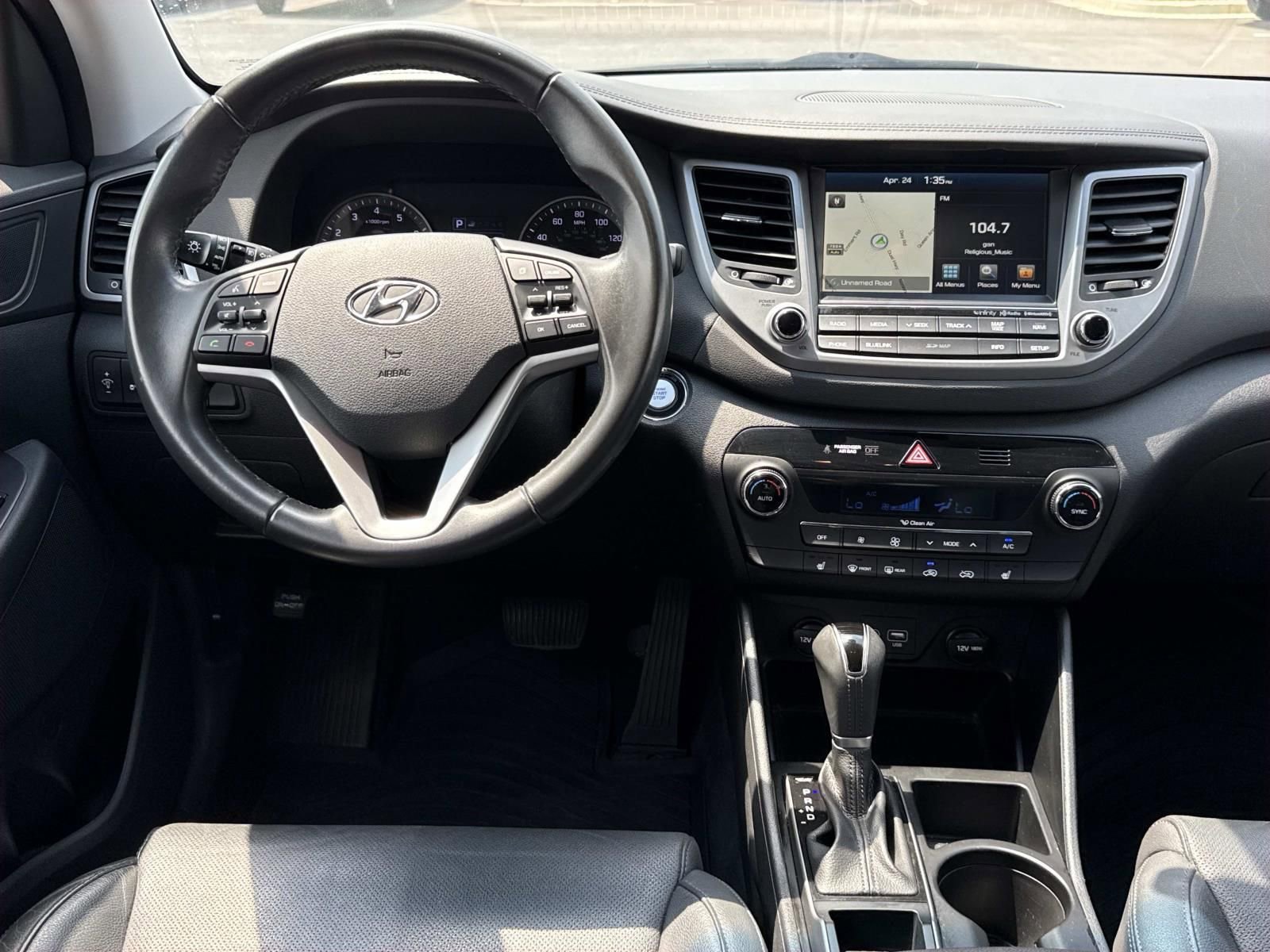 Used 2017 Hyundai Tucson SE Plus AWD/4WD image 8