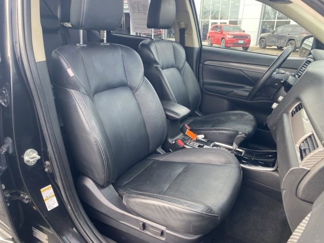 Used 2020 Mitsubishi Outlander SEL image 10