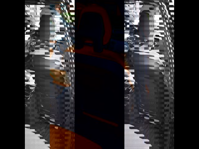 Used 2017 Volvo XC90 T8 Inscription w/ Luxury Package image 26