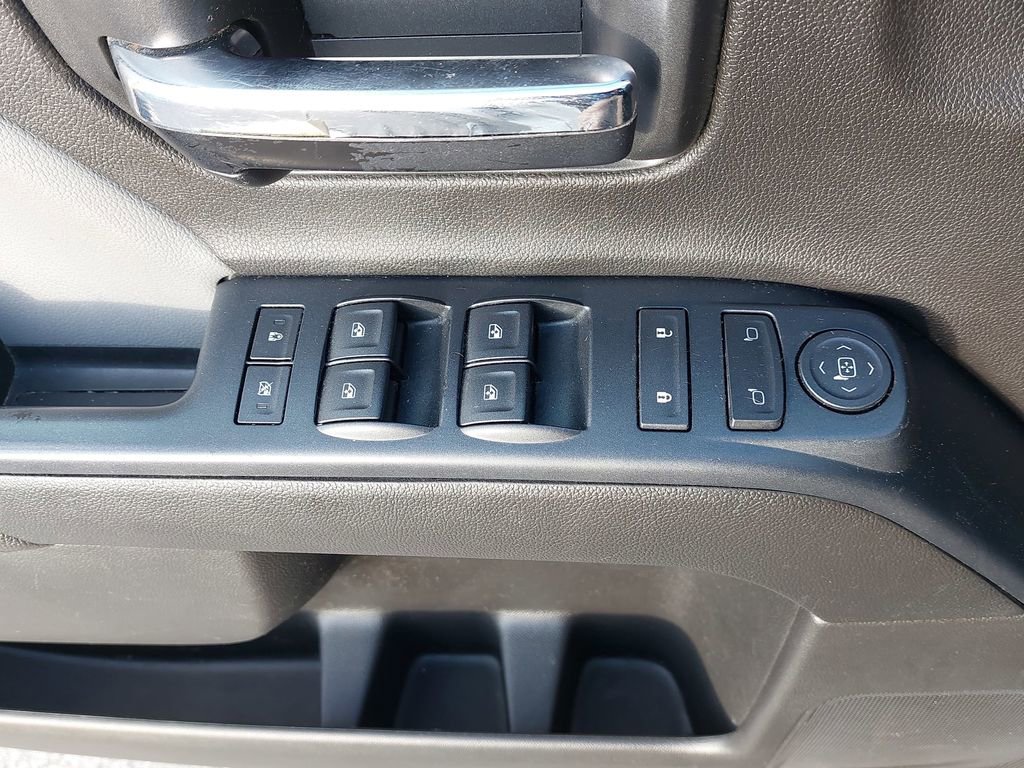 Used 2017 Chevrolet Silverado 1500 Custom w/ Custom Convenience Package image 21