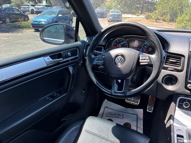 Used 2017 Volkswagen Touareg Wolfsburg Edition AWD/4WD image 17