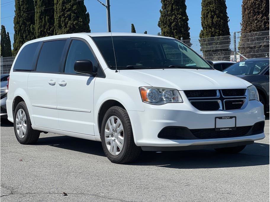 Used 2017 Dodge Grand Caravan SE w/ Power Window Group FWD image 3