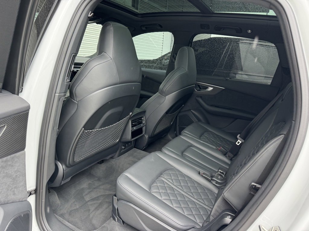 Used 2025 Audi SQ7 Prestige image 28