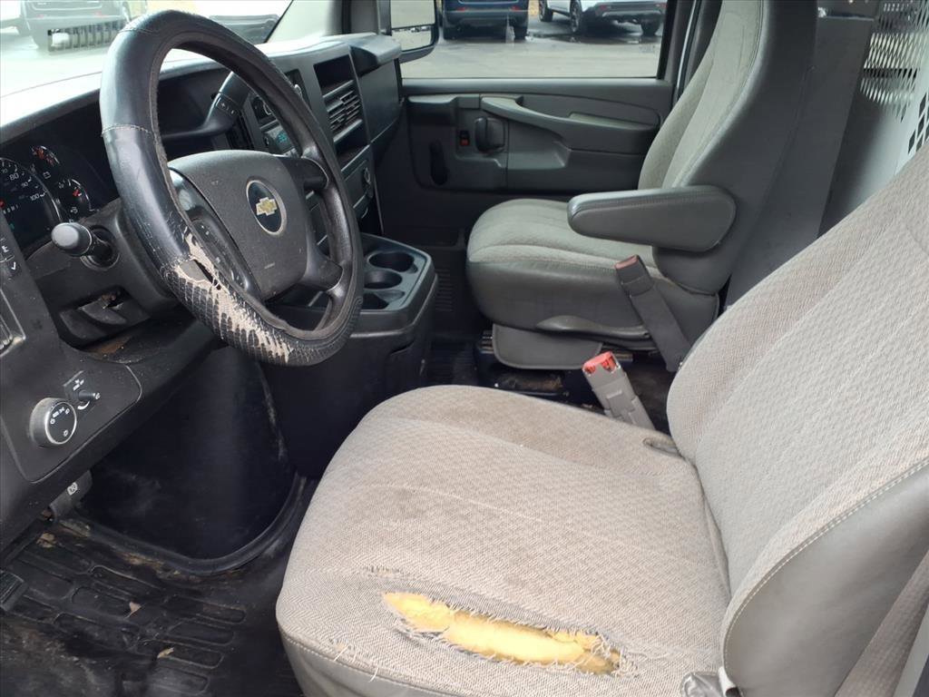 Used 2013 Chevrolet Express 3500 Extended image 5