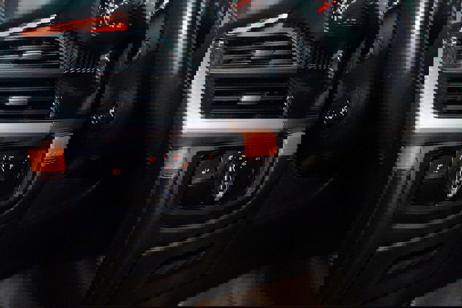 Used 2016 BMW X5 M image 19