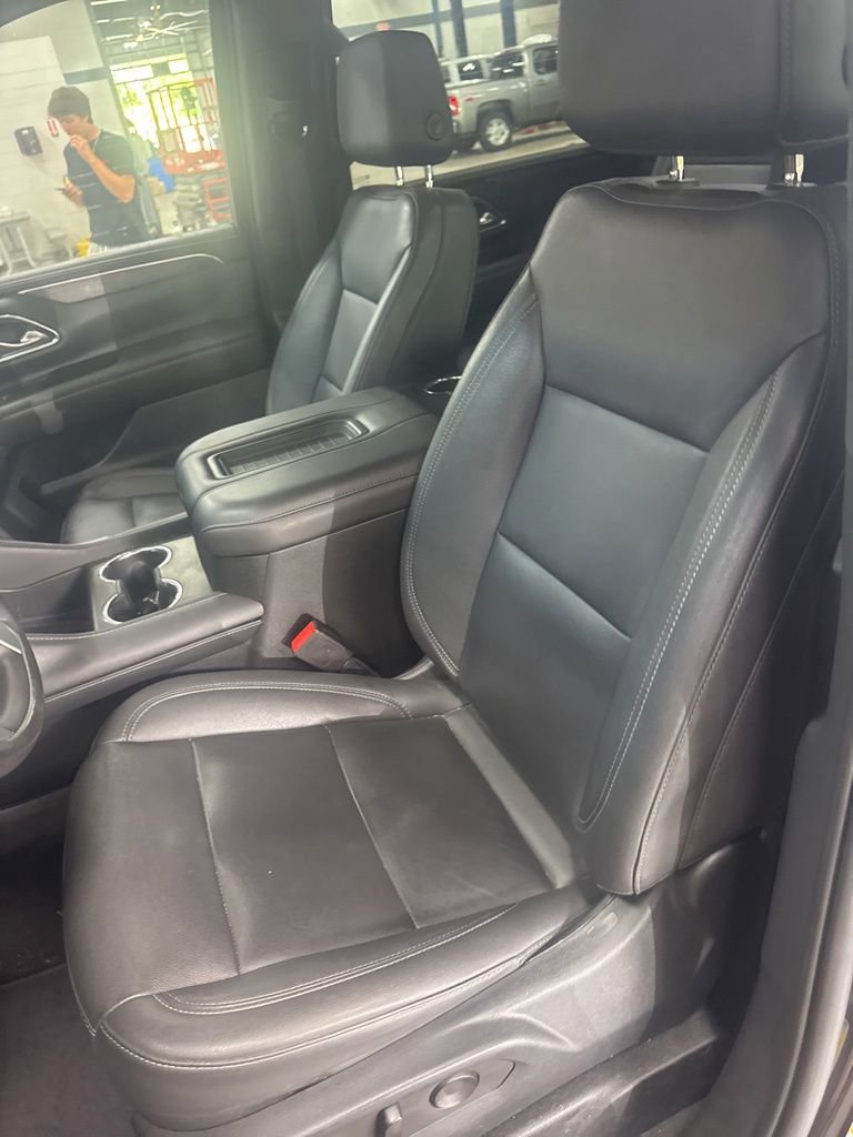 Used 2023 Chevrolet Suburban Z71 AWD/4WD image 21