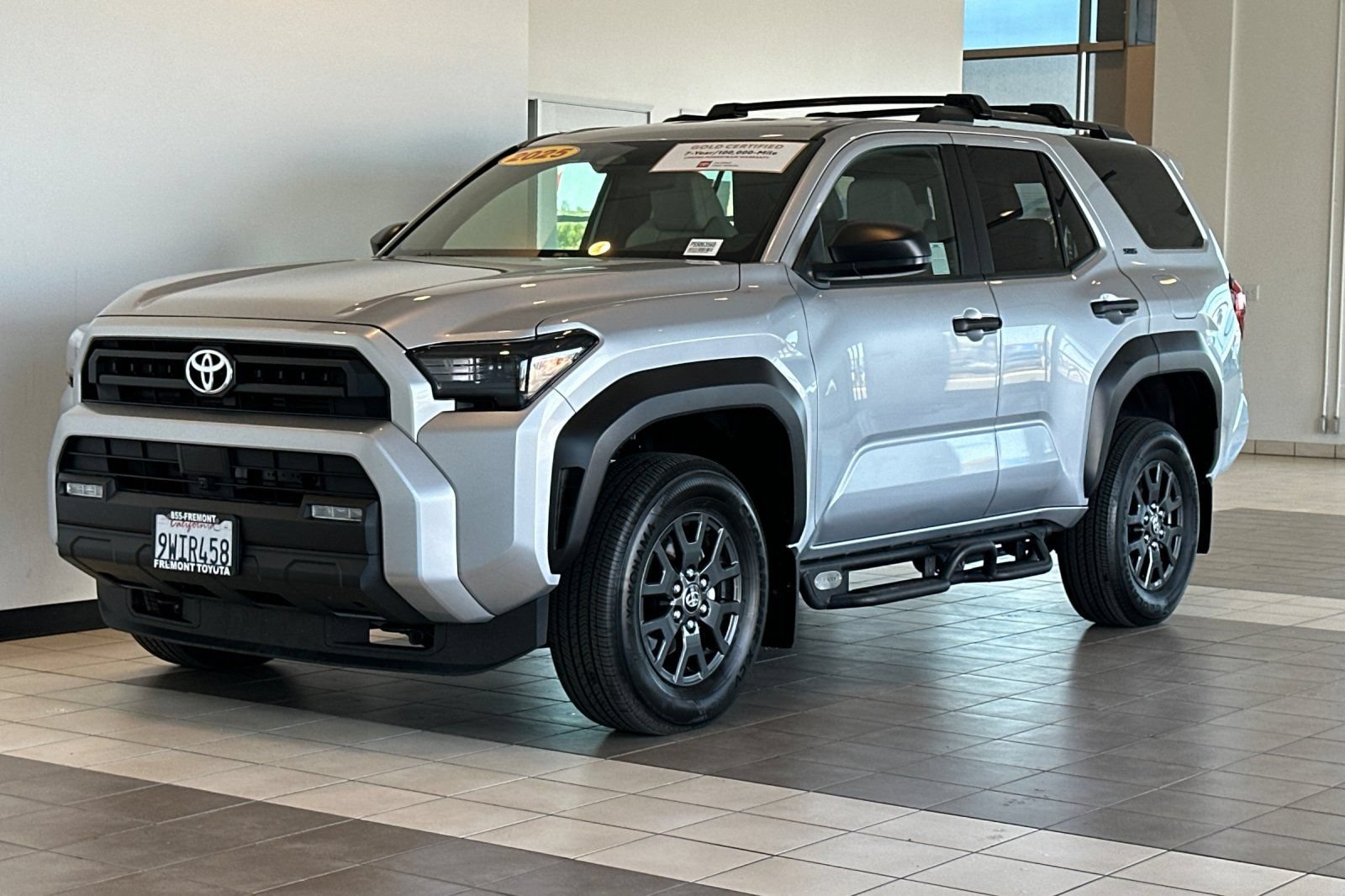 Certified 2025 Toyota 4Runner SR5 AWD/4WD image 8