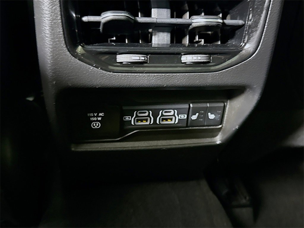 Used 2022 Jeep Grand Cherokee Limited 4xe image 31