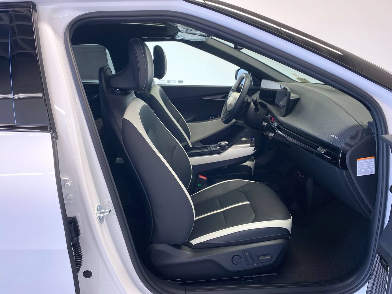 New 2026 Kia EV6 GT-Line RWD image 30