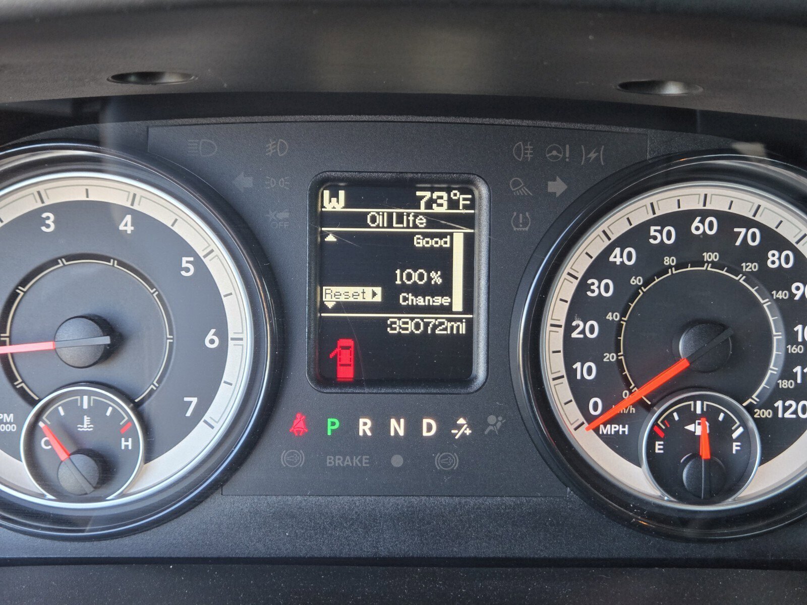 Used 2024 RAM 1500 Classic SLT image 17