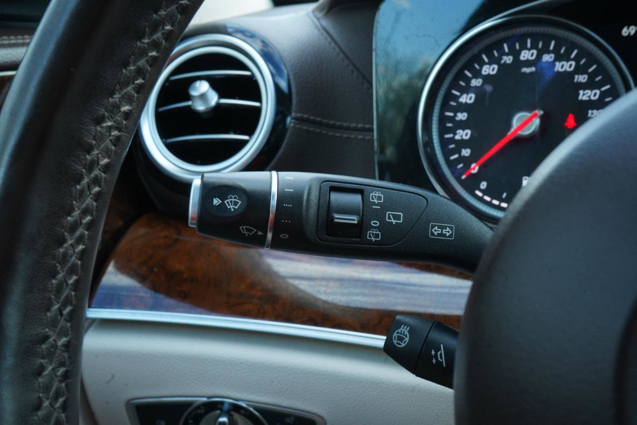 Used 2019 Mercedes-Benz E 450 4MATIC Wagon w/ Premium Package image 26