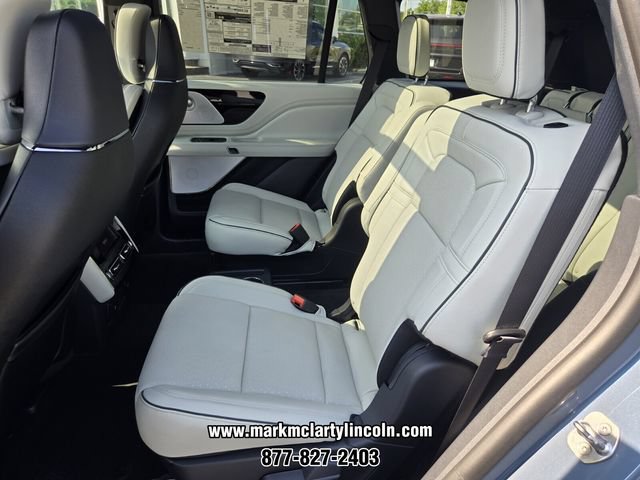 New 2026 Lincoln Aviator Black Label w/ Black Label Special Edition AWD/4WD image 9