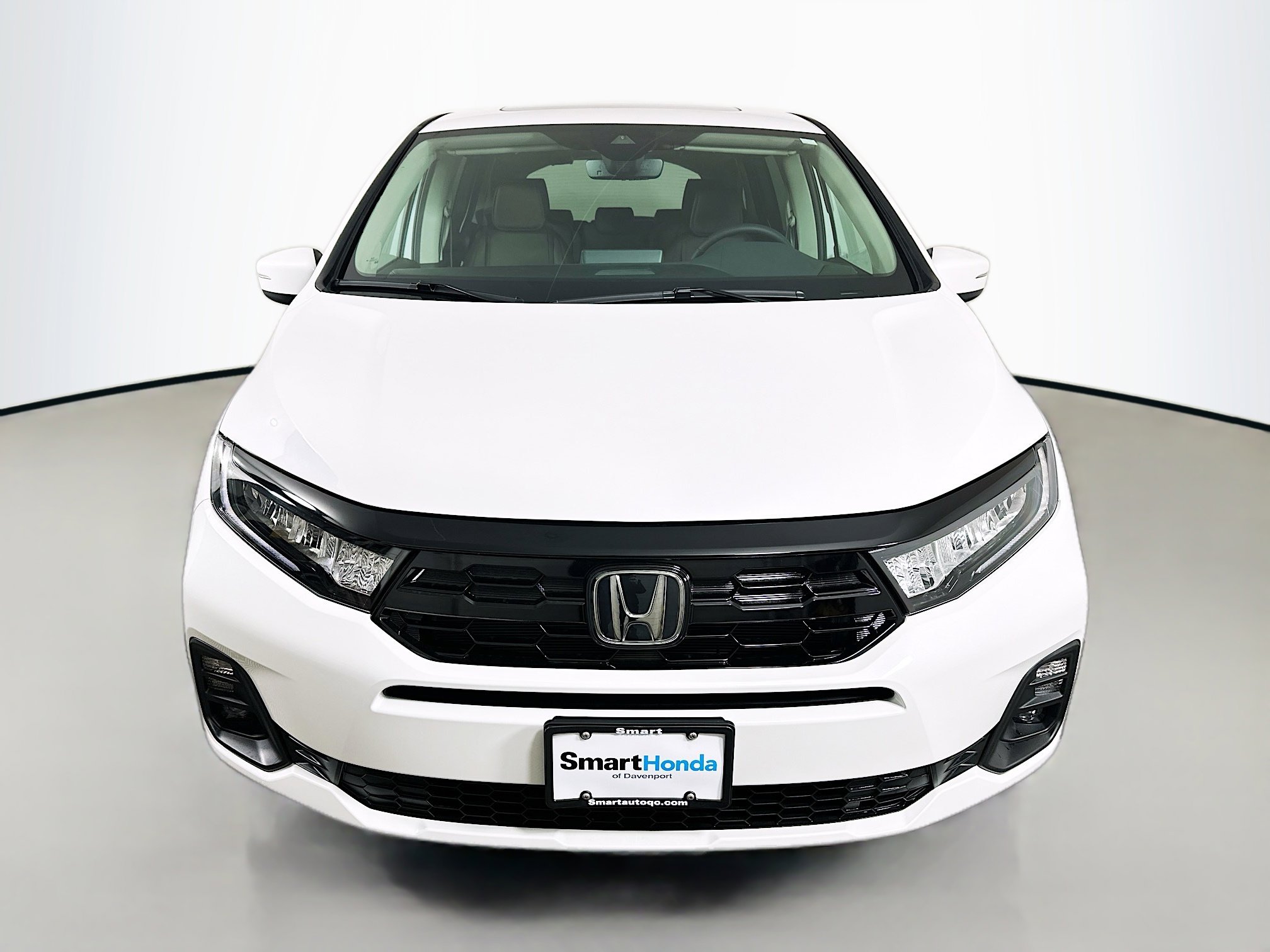 New 2026 Honda Odyssey Touring image 2