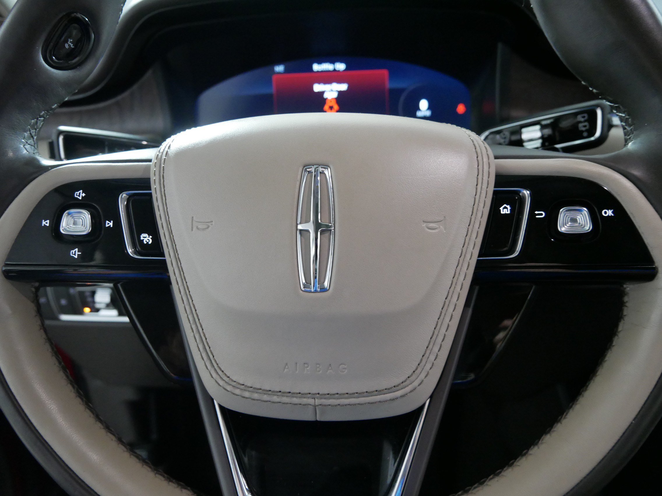 Used 2020 Lincoln Aviator Reserve w/ Equipment Group 202A AWD/4WD image 25
