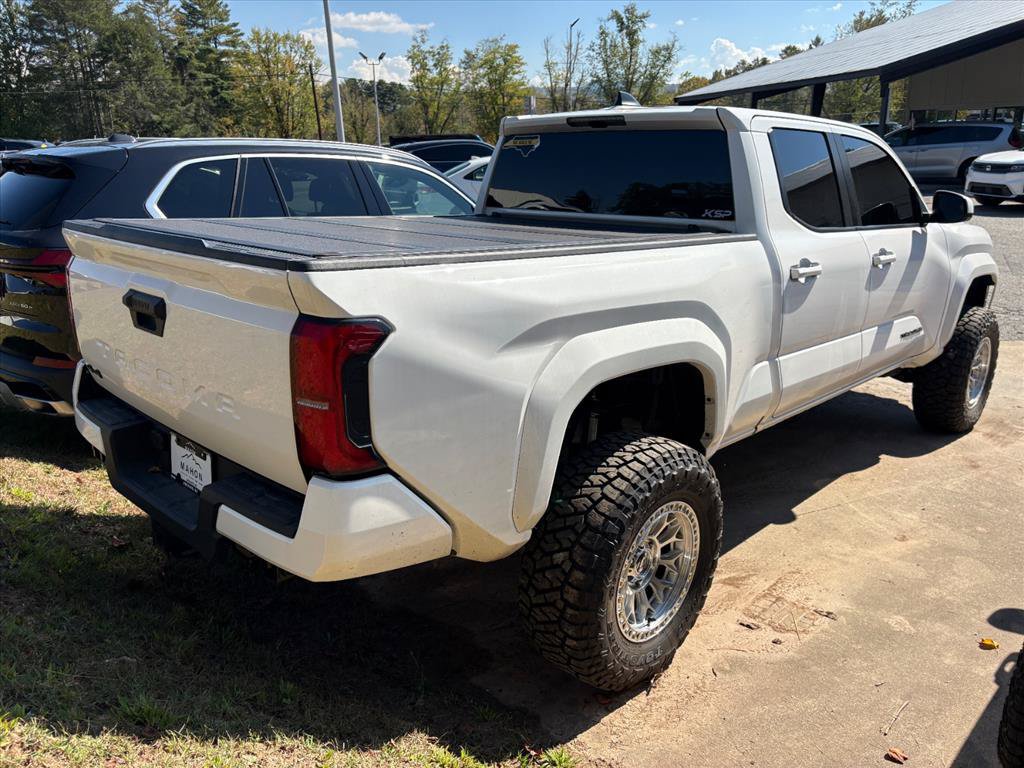 Used 2025 Toyota Tacoma TRD Sport AWD/4WD image 6