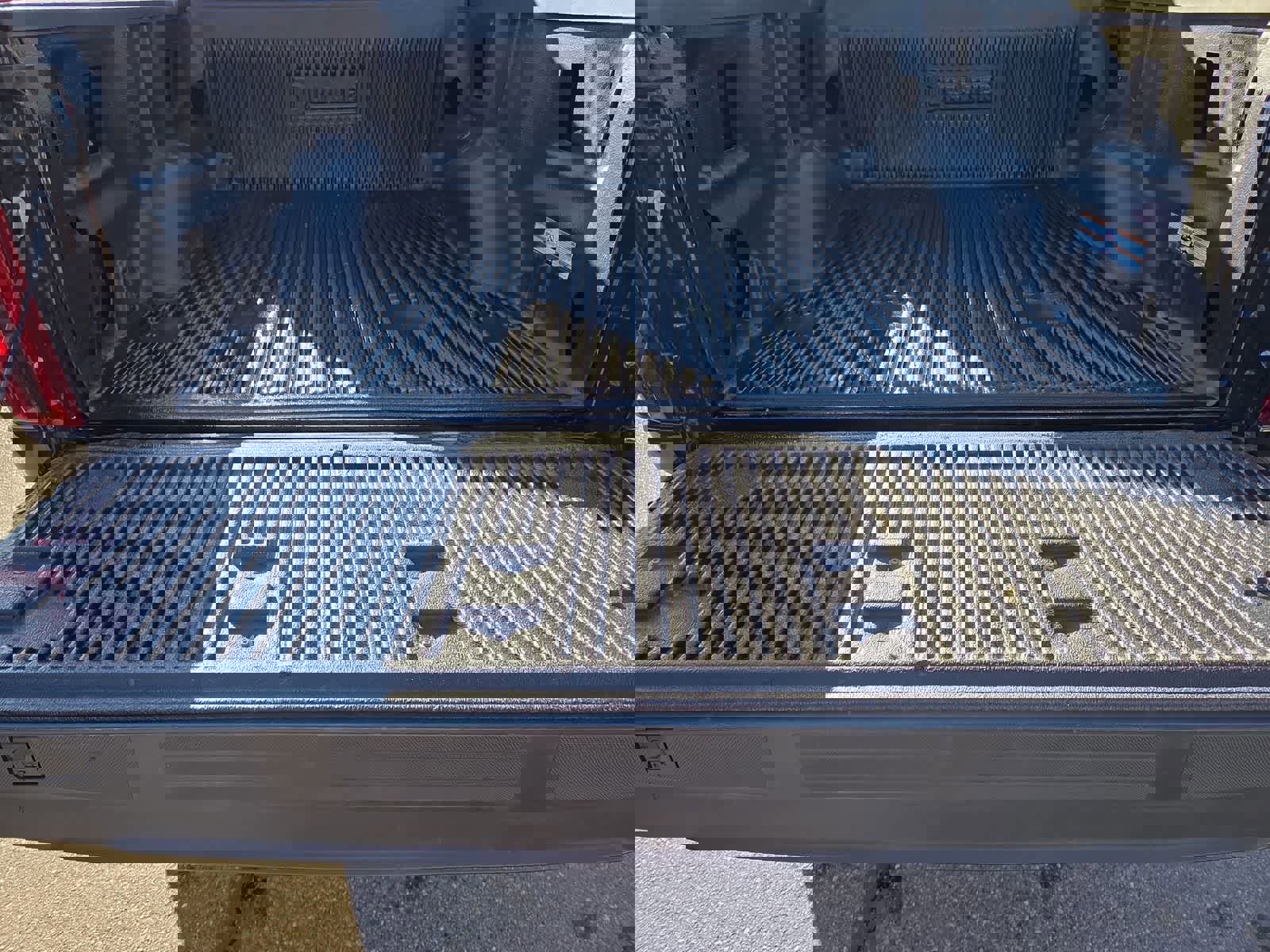 Used 2024 Ford F150 XLT w/ Mobile Office Package image 36