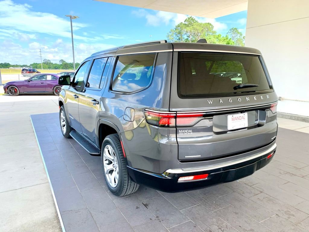Used 2022 Jeep Wagoneer Series II AWD/4WD image 8
