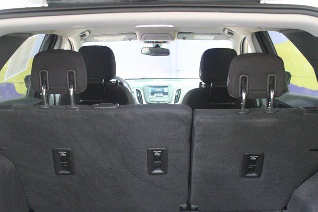 Used 2019 Chevrolet Equinox LT image 12