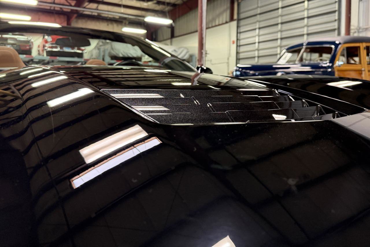 Used 2018 Chevrolet Corvette Stingray Convertible w/ 3LT Preferred Equipment Group image 66