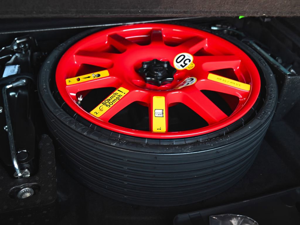 Used 2021 Porsche Macan S image 43