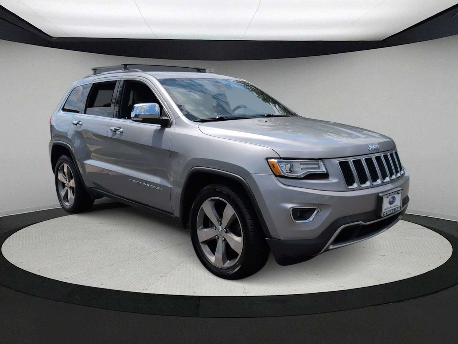 Used 2015 Jeep Grand Cherokee Limited w/ Luxury Group II AWD/4WD image 2