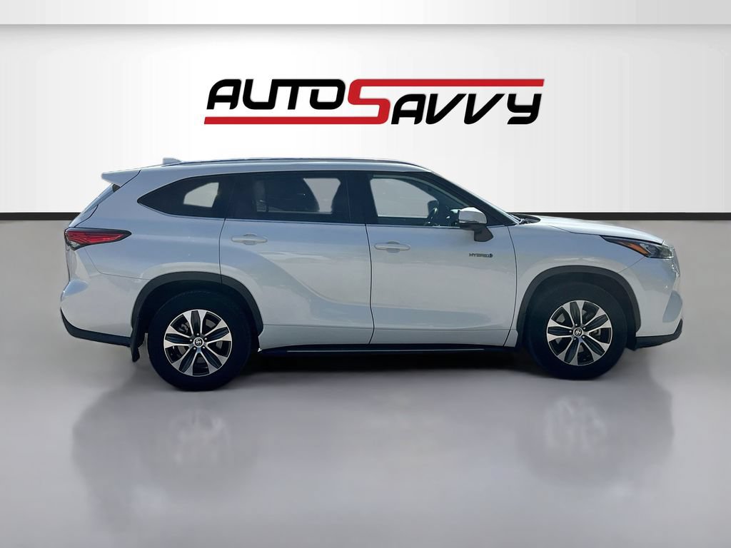 Used 2020 Toyota Highlander XLE FWD image 8