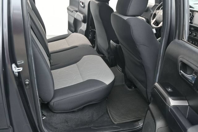 Used 2023 Toyota Tacoma TRD Sport AWD/4WD image 33