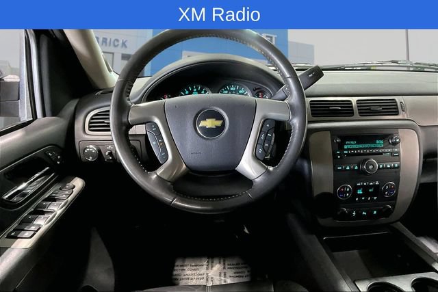 Used 2010 Chevrolet Avalanche LT w/ Luxury Package AWD/4WD image 12