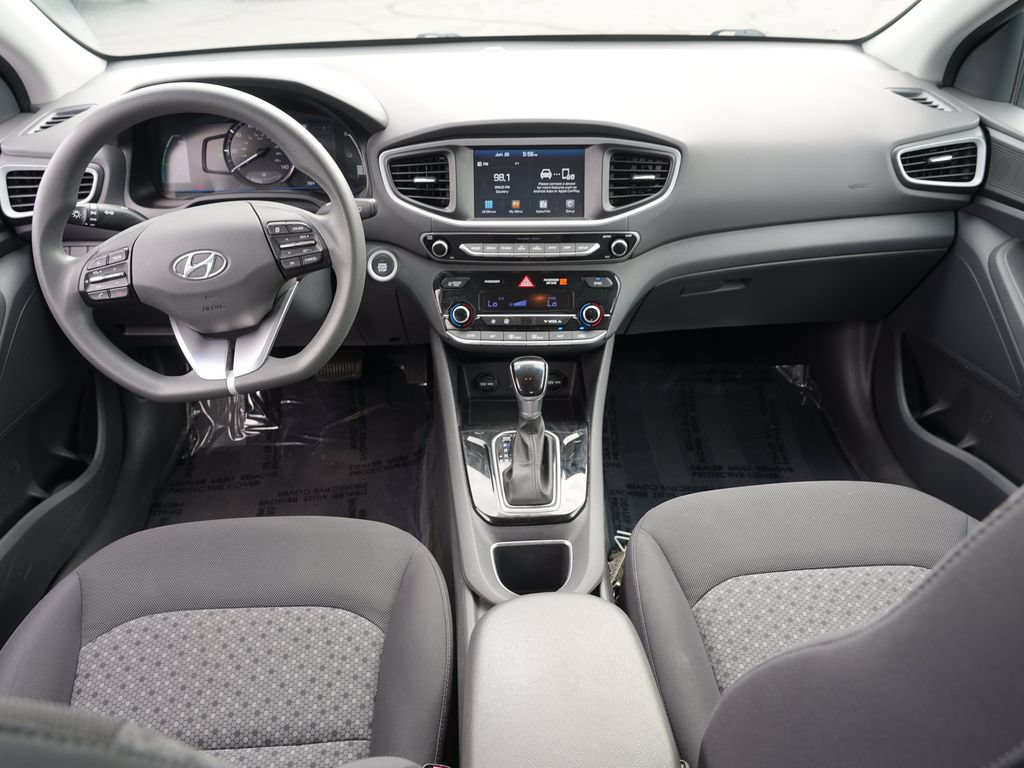 Used 2018 Hyundai Ioniq Blue FWD image 26