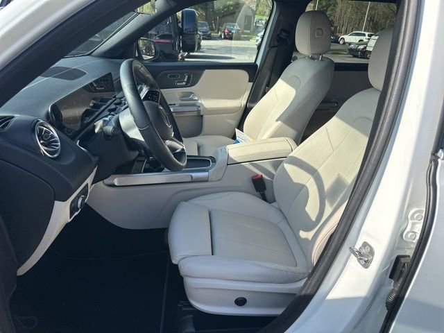 Used 2025 Mercedes-Benz GLB 250 image 12