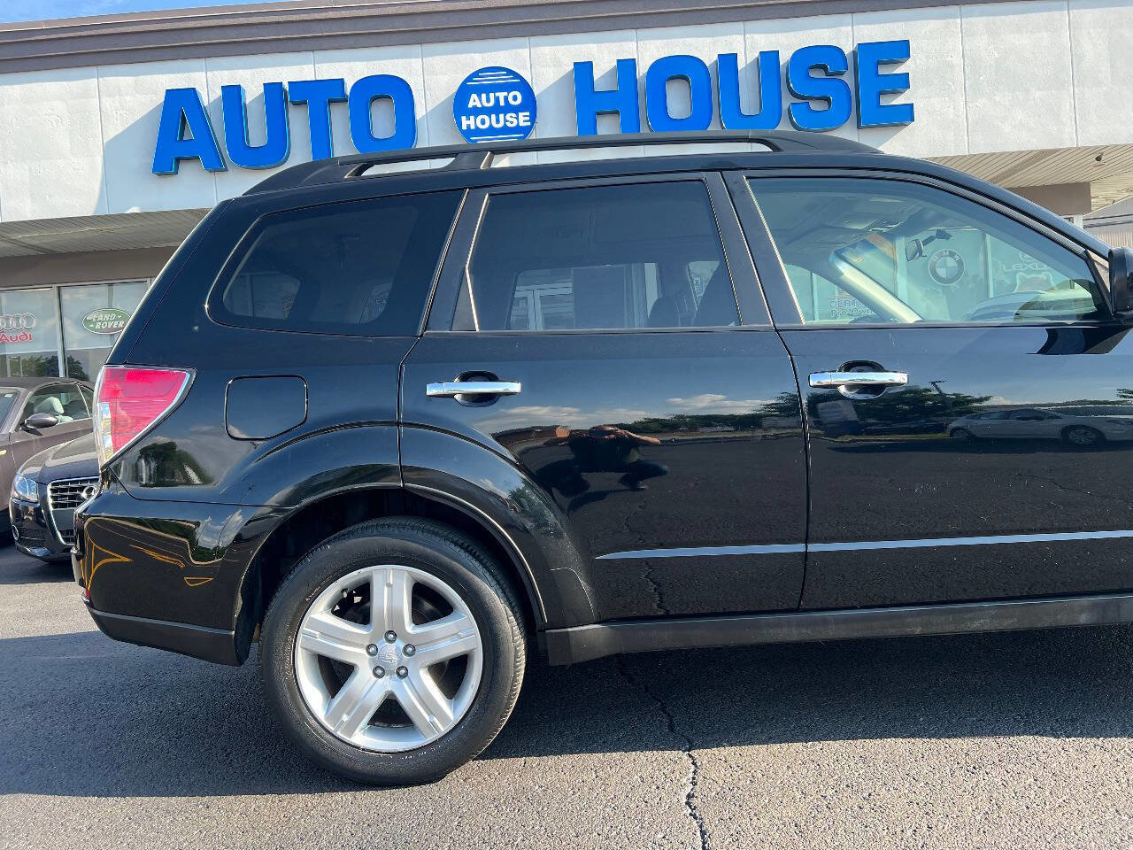 Used 2009 Subaru Forester 2.5X Limited AWD/4WD image 38