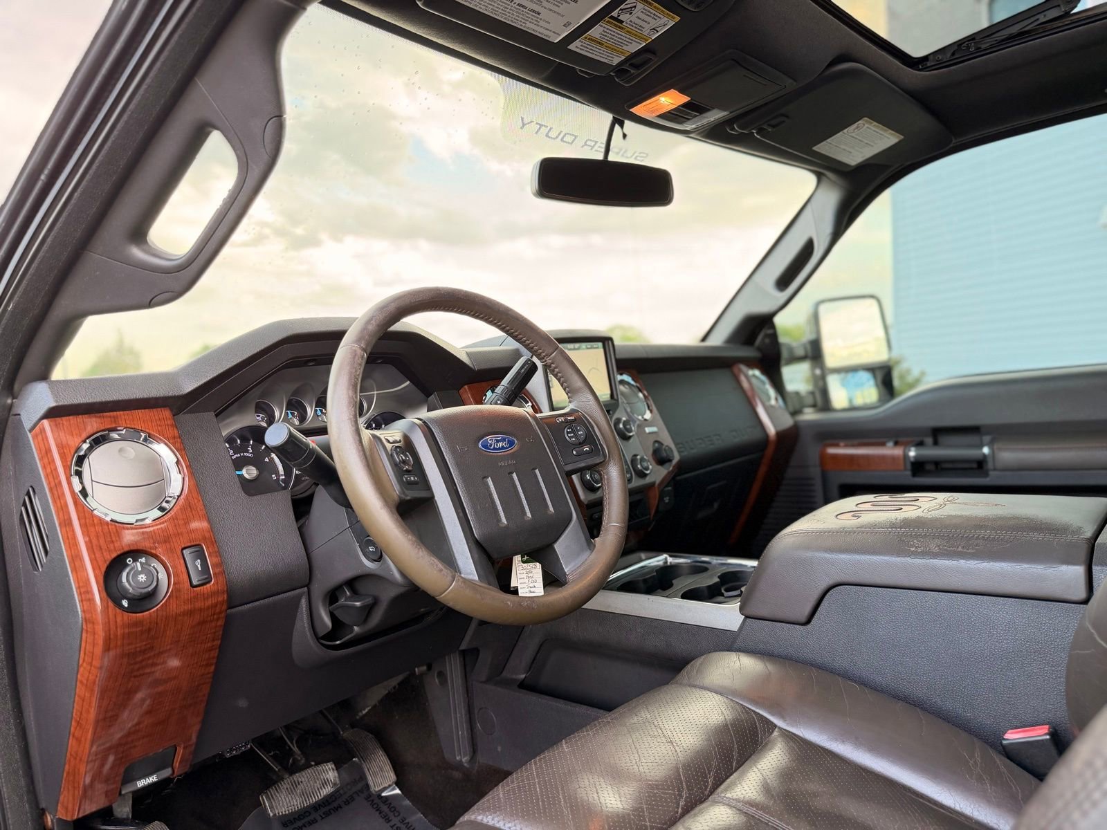 Used 2015 Ford F250 King Ranch w/ King Ranch w/Chrome Package image 28