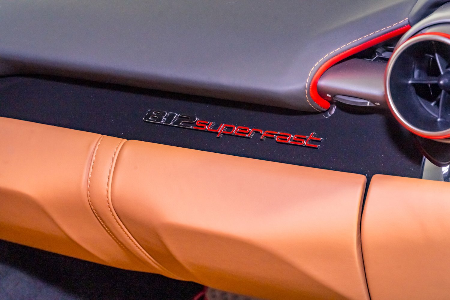 Used 2019 Ferrari 812 Superfast RWD image 28