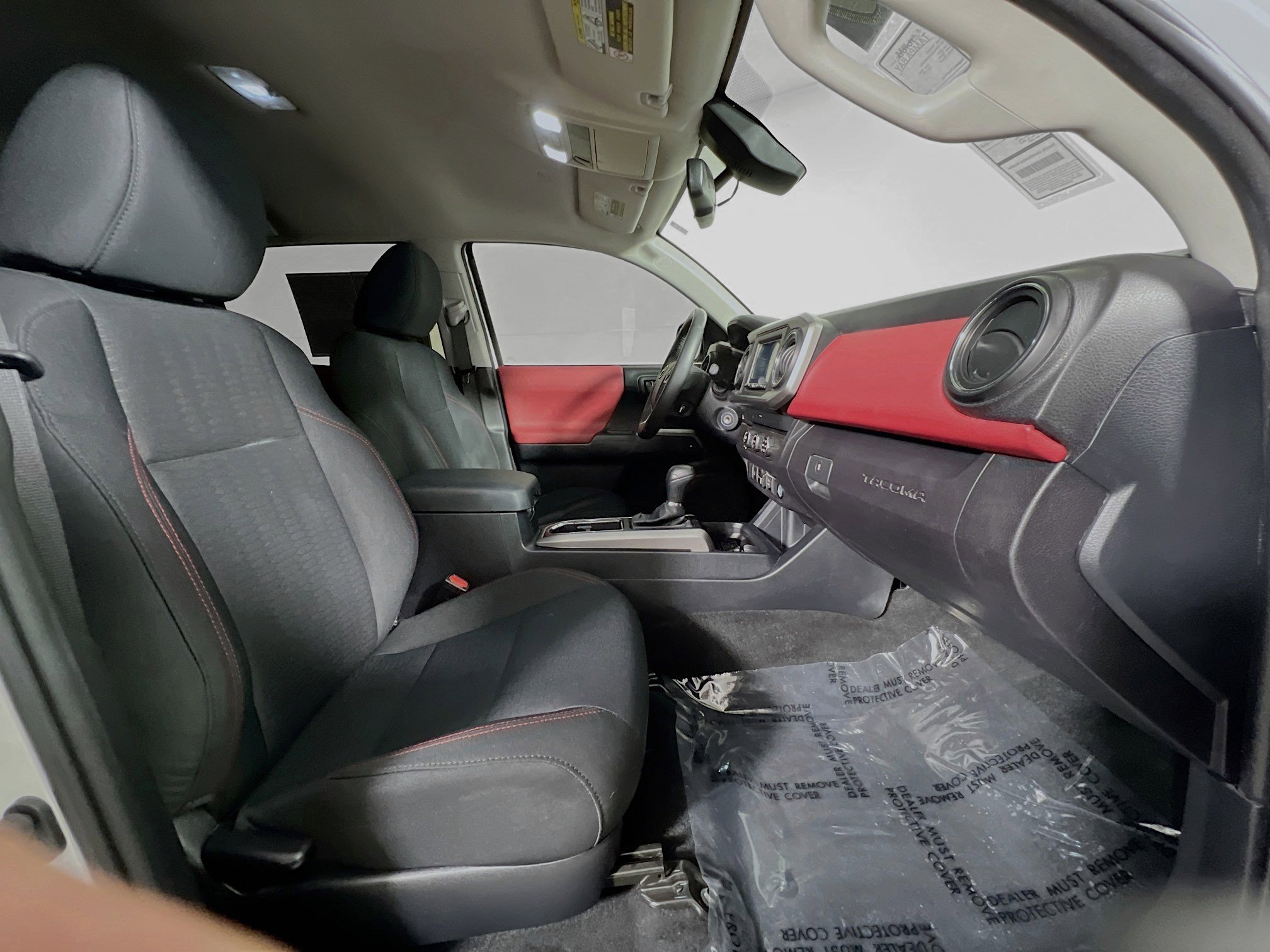 Used 2019 Toyota Tacoma SR5 image 30