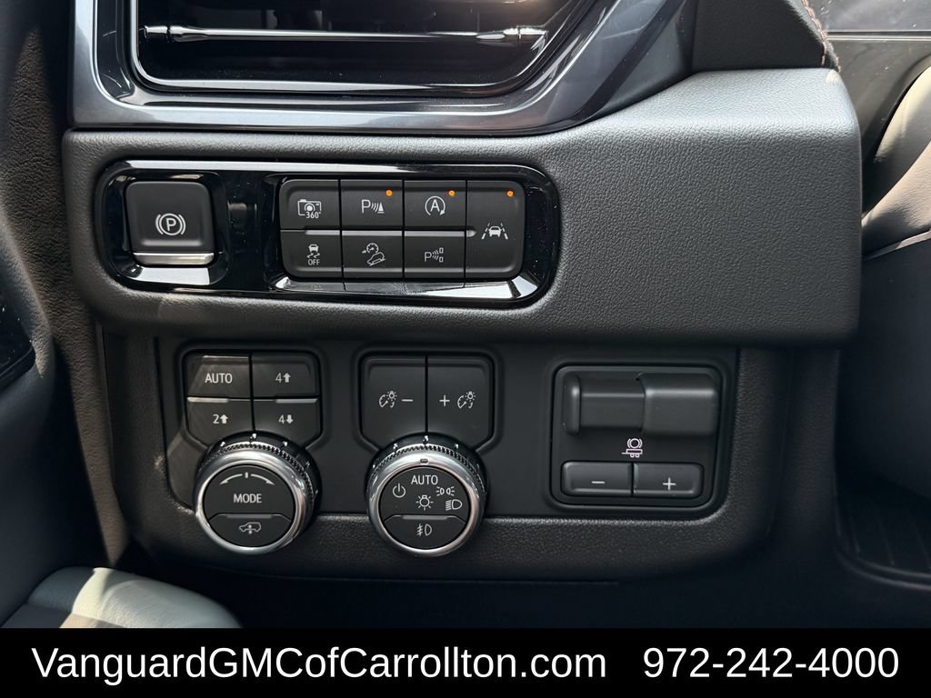 New 2026 GMC Yukon AT4 w/ AT4 Premium Plus Package AWD/4WD image 20