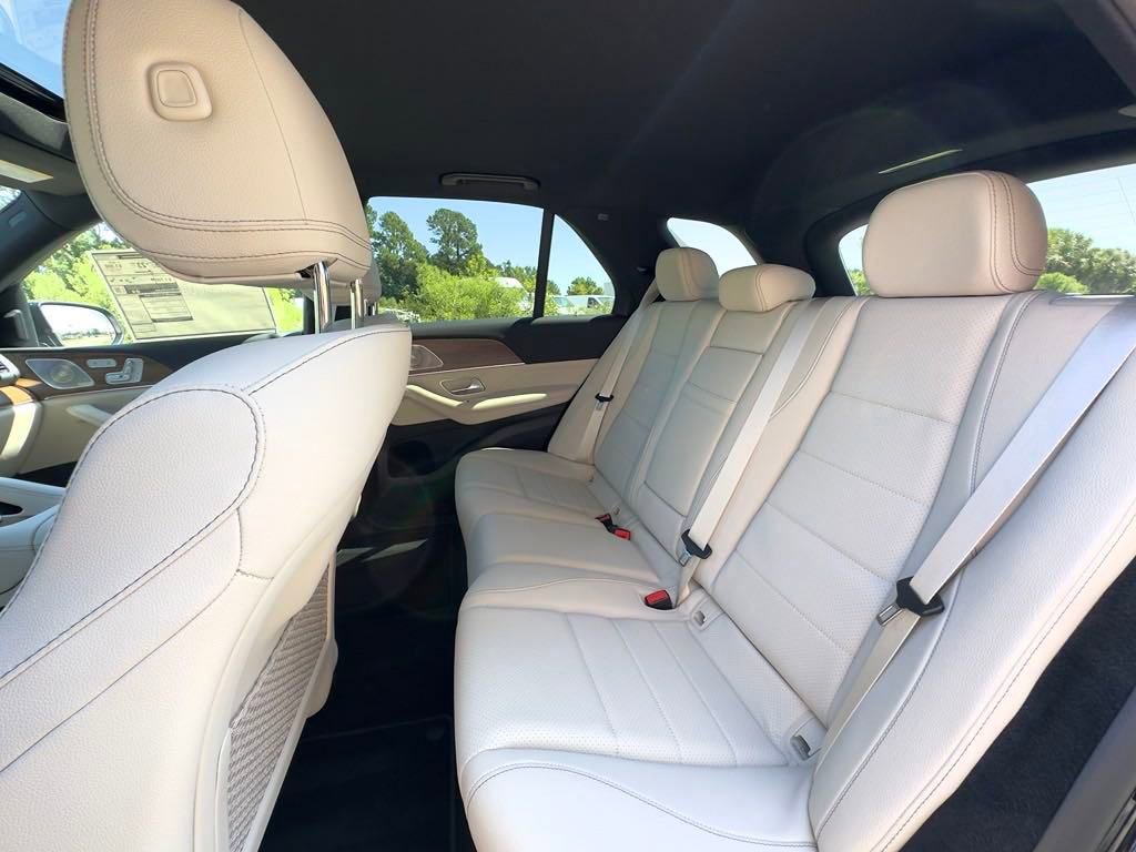 Used 2025 Mercedes-Benz GLE 450e 4MATIC image 15