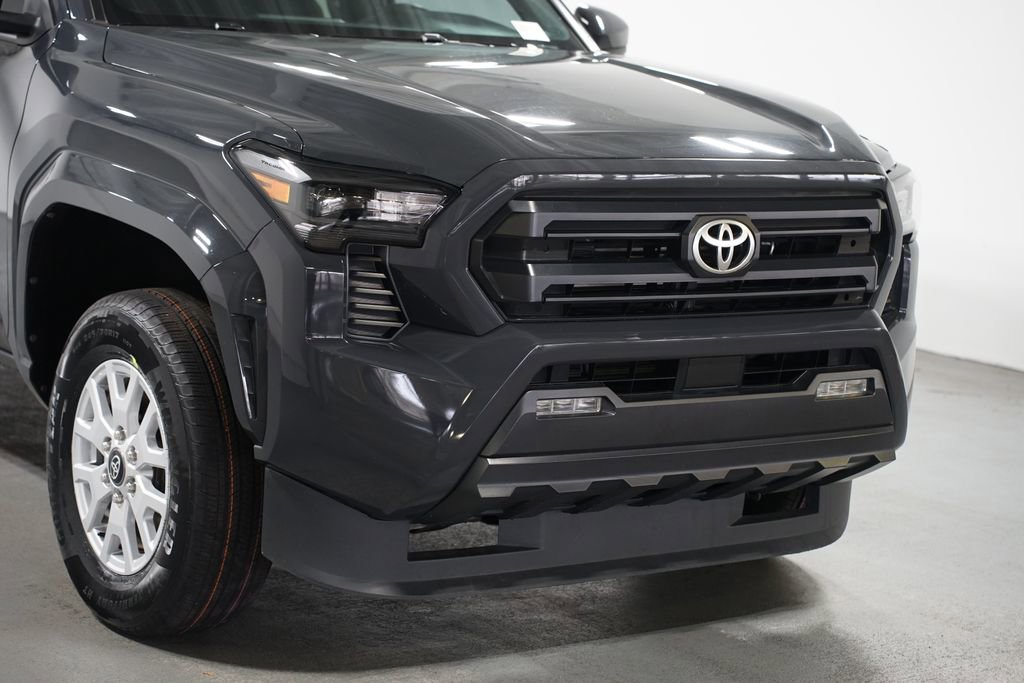 Certified 2024 Toyota Tacoma SR5 image 4