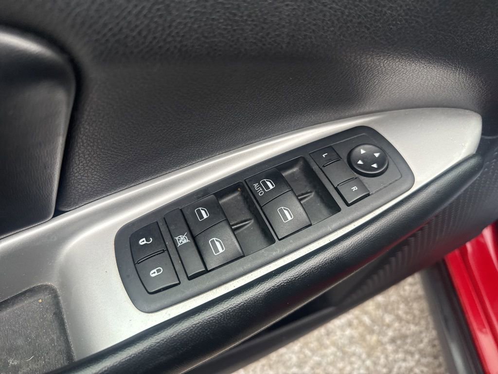 Used 2020 Dodge Journey SE image 9