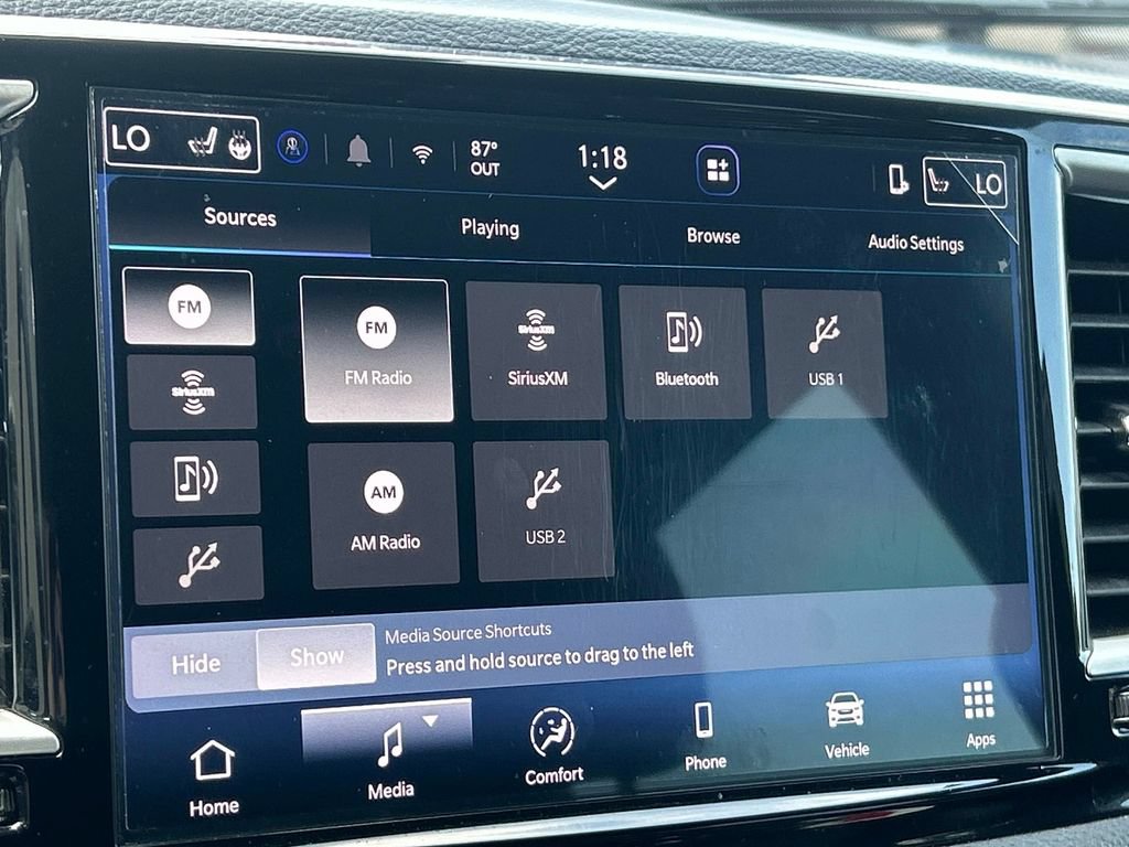Used 2026 Chrysler Pacifica Select FWD image 32