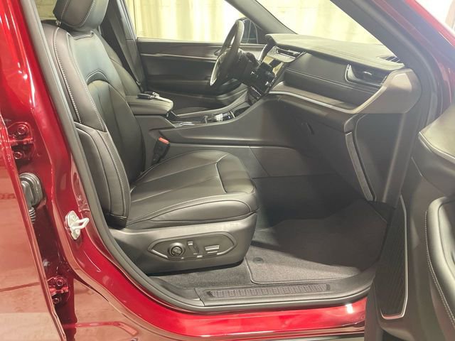 New 2026 Jeep Grand Cherokee L Limited image 25