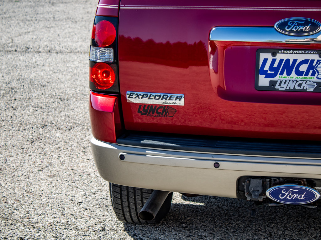 Used 2006 Ford Explorer Eddie Bauer AWD/4WD image 10