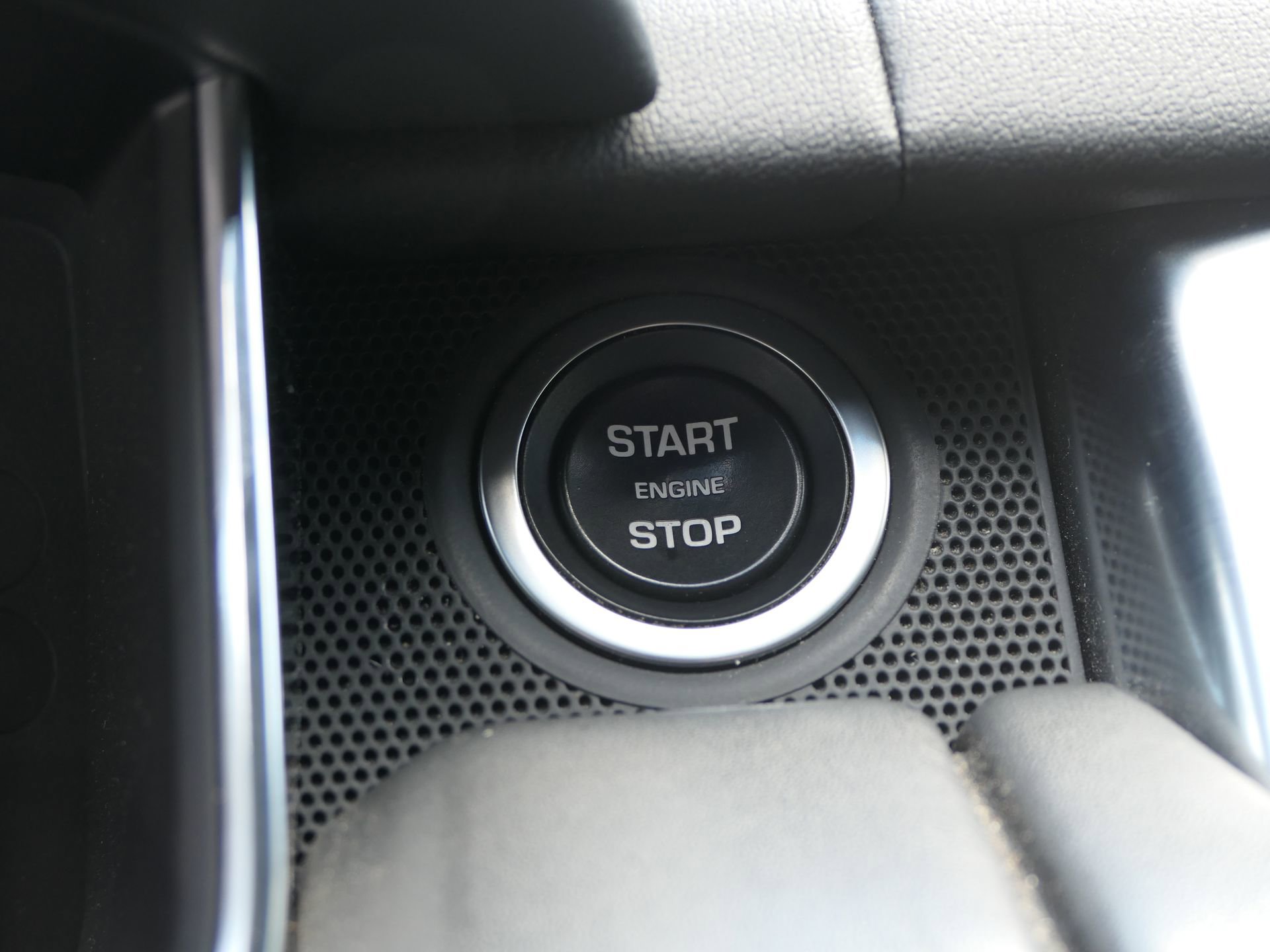 Used 2018 Land Rover Range Rover Sport Supercharged image 21