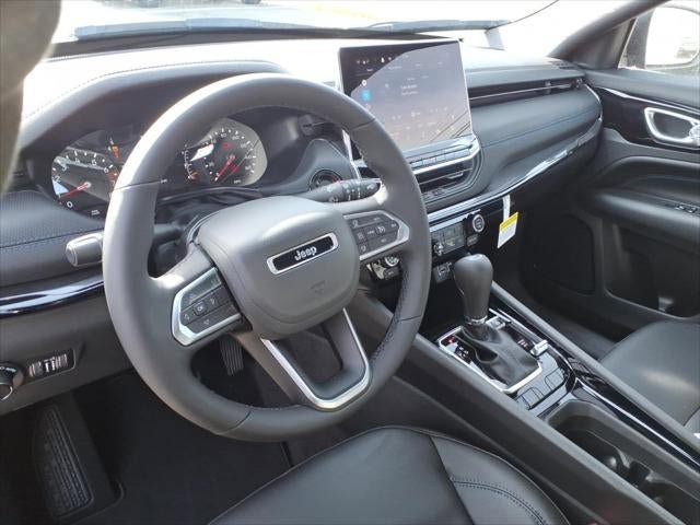 New 2026 Jeep Compass Latitude image 23