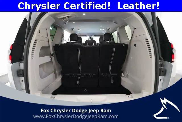 Certified 2024 Chrysler Pacifica Touring-L image 10